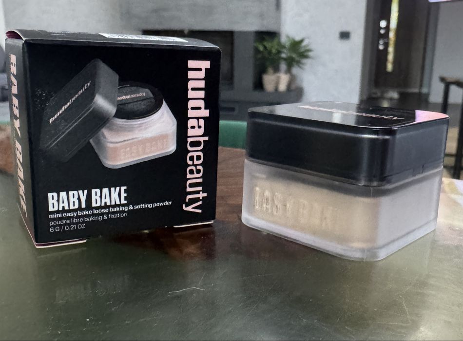 Фіксуюча пудра Huda Beauty Easy bake, 6 gr, колір Banana Bread