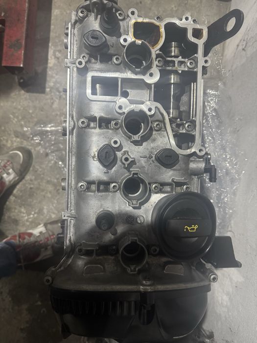 Мотор двигатеи двигун skoda passat Volkswagen CDAA CDAB 1.8 TSI superb