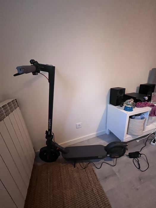 Trotinete xiaomi 4 pro gen2 usada VENDER URGENTE