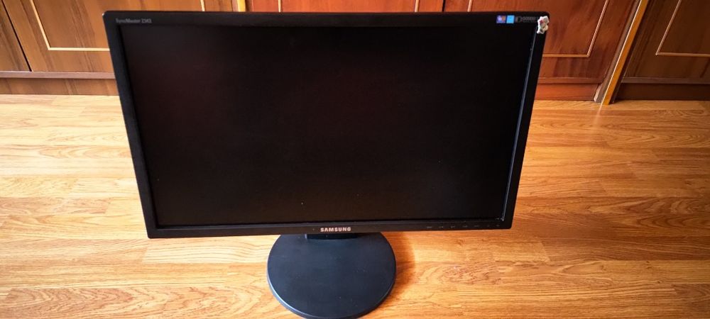 Монiтор SAMSUNG 2343BW
