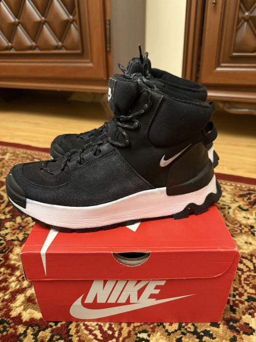 Кросівки жіночі Nike City Classic Black