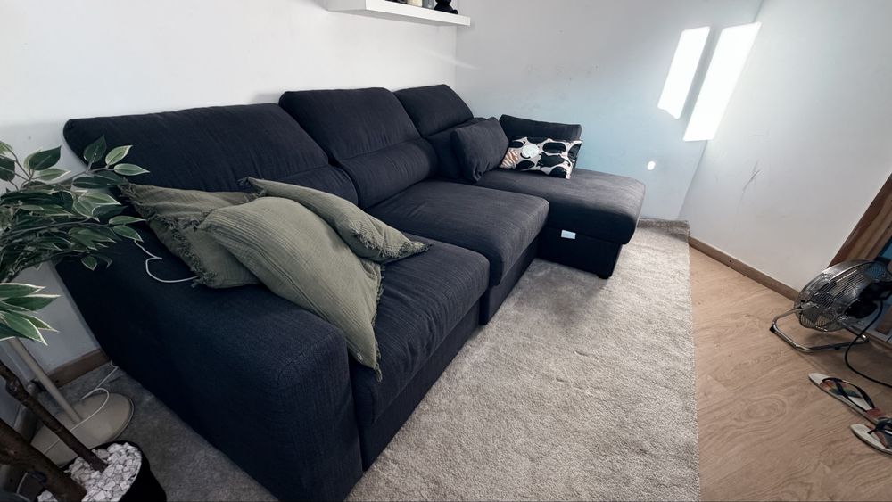 Sofa retratio, cama, com bau