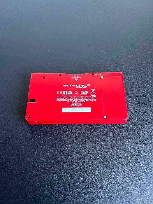 Nintendo DSi Vermelha com 80+ Jogos