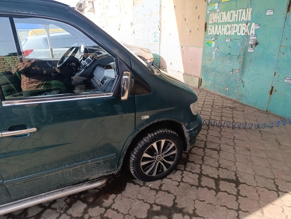 Мерседес Віто продам