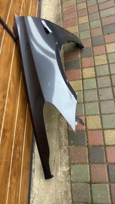 Крило переднє ліве tesla model 3