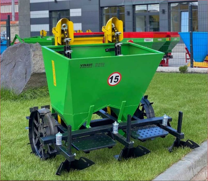 Двухрядная картофелесажалка Бомет, сажалка 60 см см садилка навесная