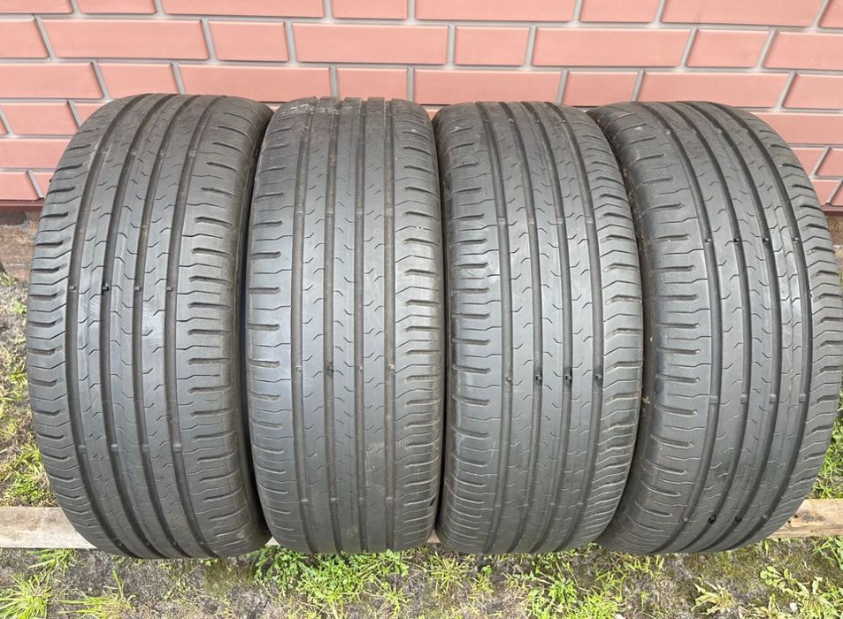 Шини.  215/55/17