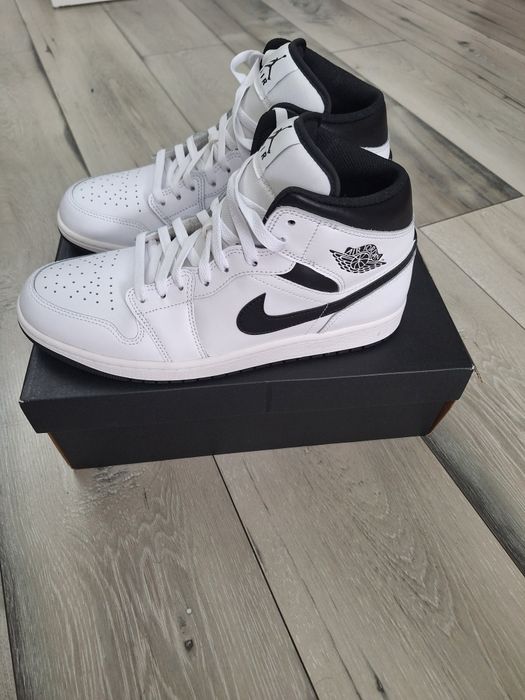 Air Jordan 1 Mid