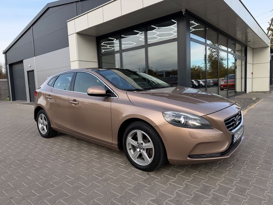 Volvo V40 automat, 5 cylindrów, key less, panorama, stan idealny