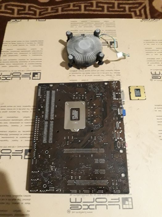 Процессор Intel Pentium G840, кулер Intel