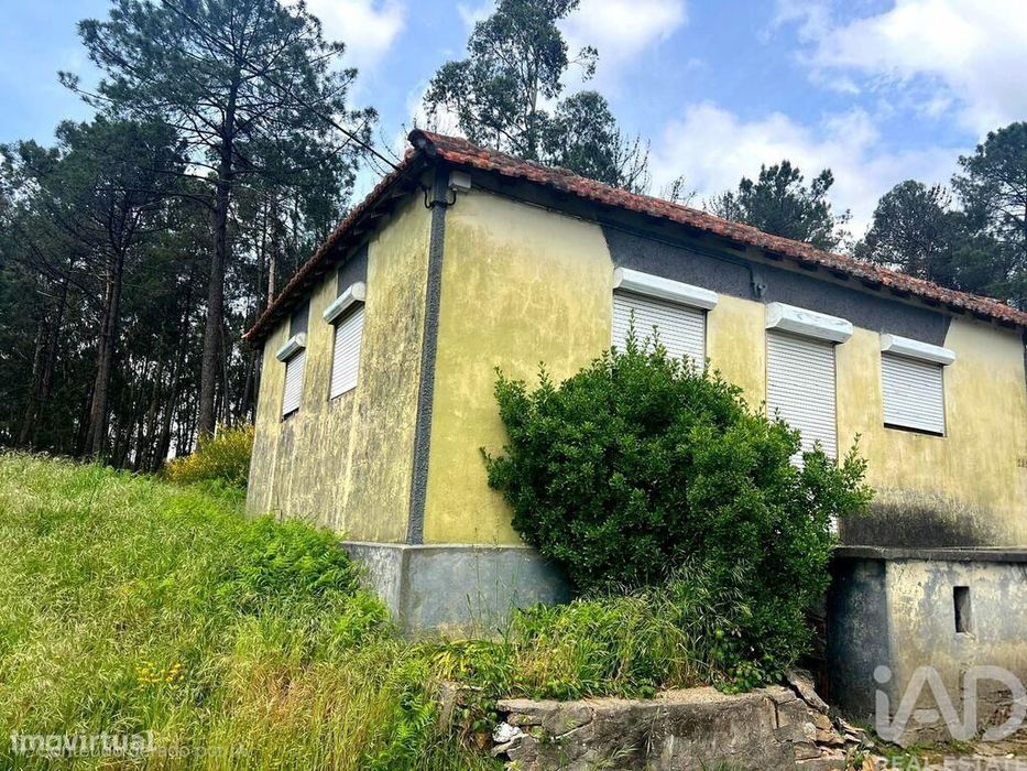 Moradia térrea T2 em Campo e Sobrado de 56 m2
