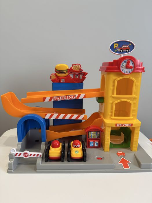 Kiddieland Ігровий набір - цікавий гараж