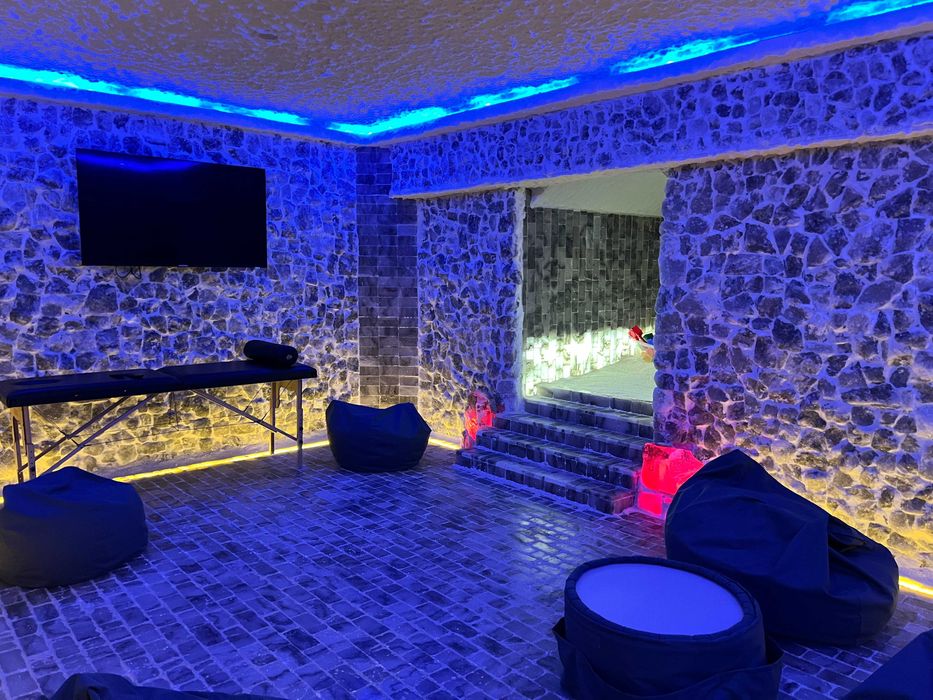 Оренда приміщення на Виставці