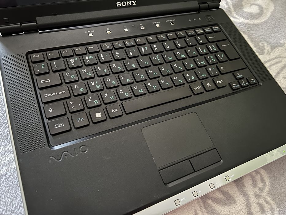 Ноутбук 14 Sony Vaio core2duo, 4ram, 320hdd wifi, bluetooth