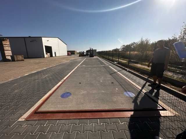 Waga samochodowa 60 ton zagłębiona , równo z podłożem