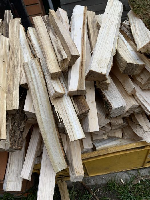 Тонкі рубані дрова для розпалу