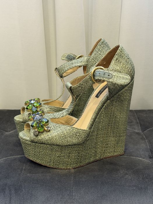 Босоножки танкетки Dolce & Gabbana