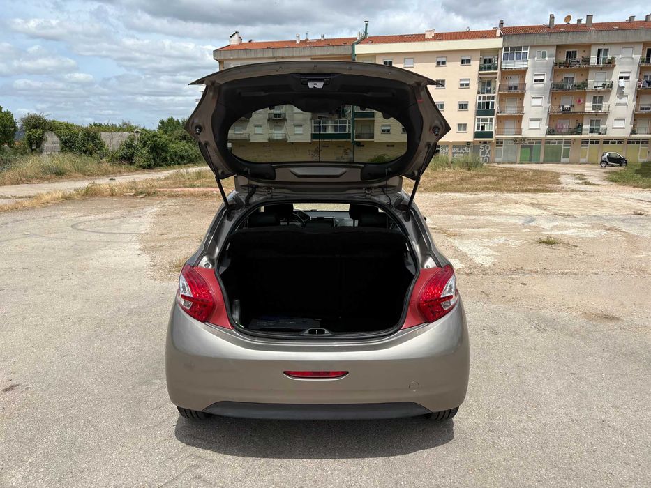 Peugeot 208 1.4 VTi Active