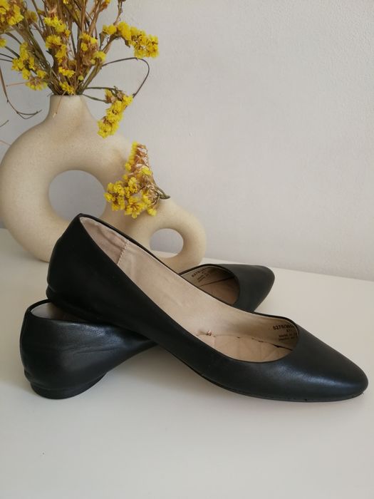 Шкіряні балетки від ZARA. 25 см по устілці, для вузької ніжки.