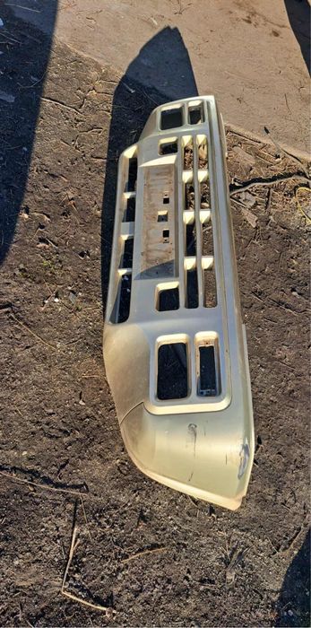 Para-choques terrano 2