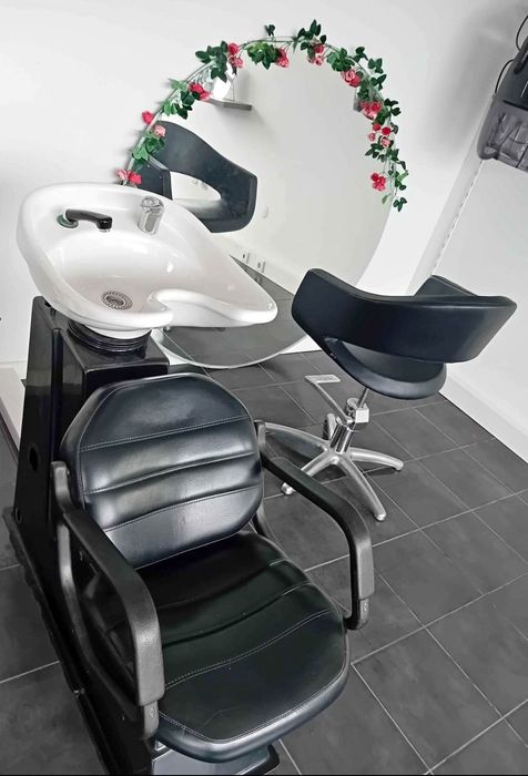 Cadeira + calha lavagem + espelho