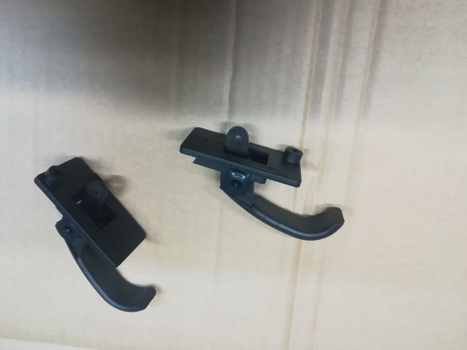 Fiat 126p klamki drzwi wewnętrzne nowe fabrycznie