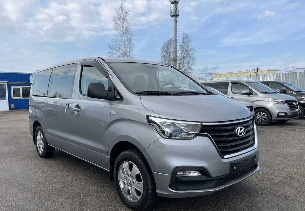 Hyundai Grand Starex  2020