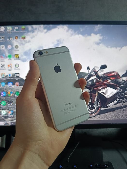 iPhone 6 64GB RSIM Silver • Хороший стан