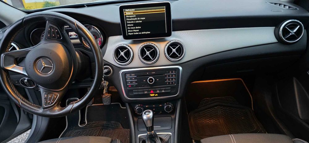 Mercedes Benz
Mercedes GLA 180 d Sport SUV-MAC Edition