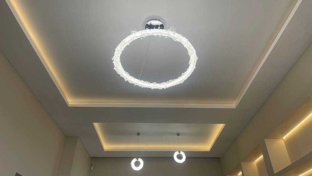 АКЦІЯ‼️Натяжні стелі в залі, білі натяжні стелі, матові натяжні стелі