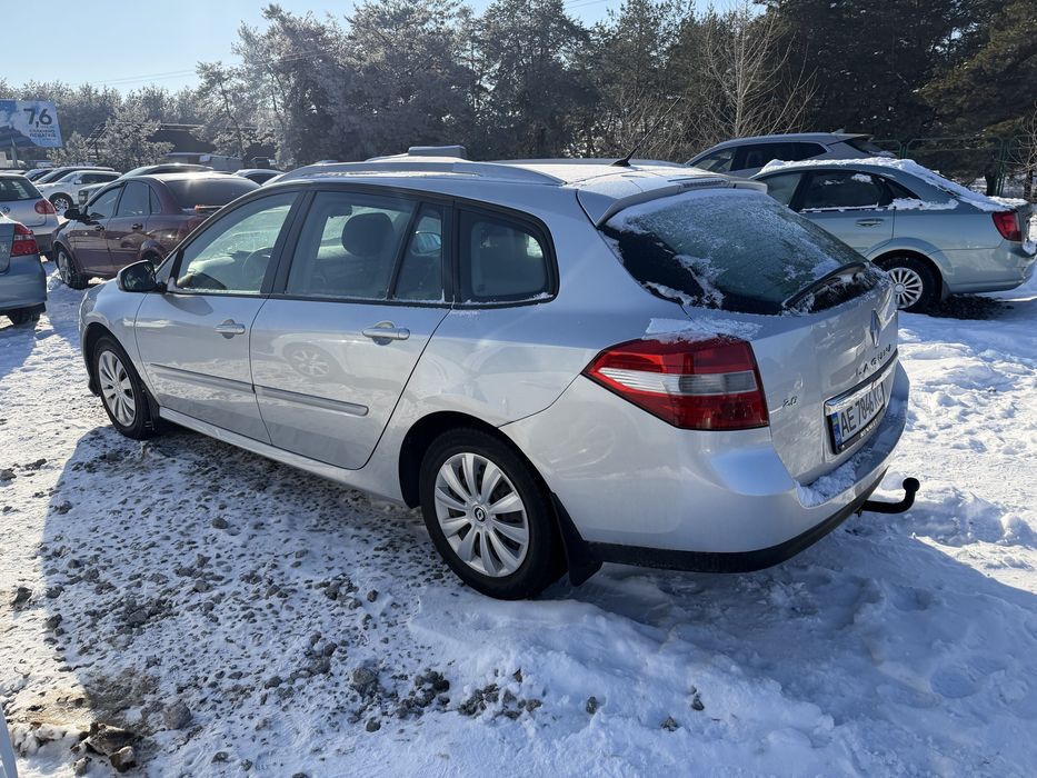 Рено лагуна 2.0 дизель ідеальний стан