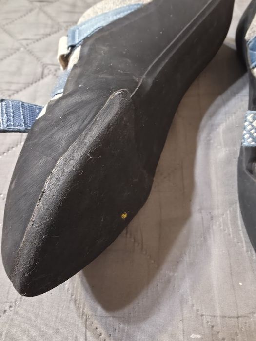 Używane buty wspinaczkowe Simond na rzepy