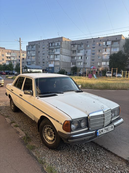 Mercedes W123 2.4 diesel