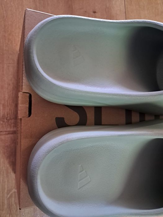 Yeezy Slide kolor Sea Salt  rozm. 44