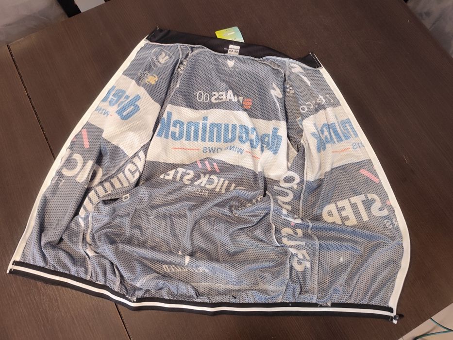 Nowa koszulka kolarska Soudal Quick-Step fajna na rower rowerowa