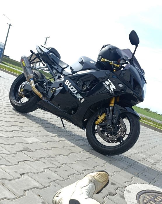 Suzuki GSXR 1000 k4