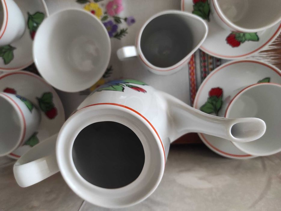 Serwis do kawy, porcelana Chodzież, filiżanki 220ml