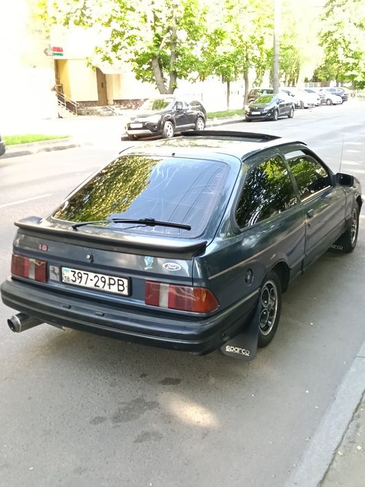 Ford Sierra 1,8 купе