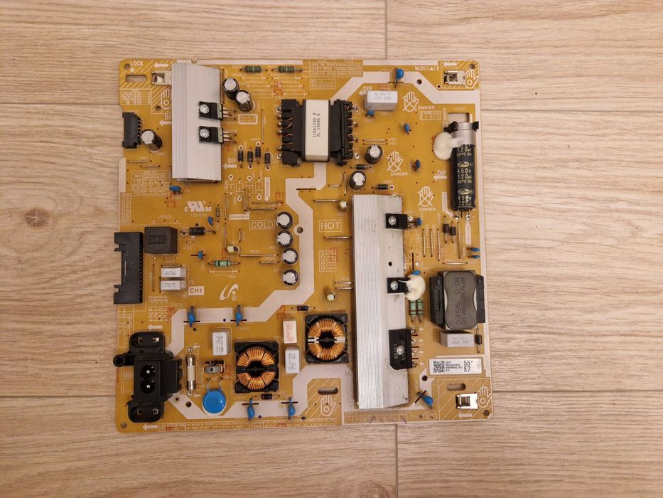 Zasilacz Samsung BN44 - 00932Q (UE50RU7172 / UE55RU7172) + Kabel