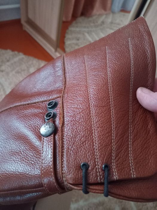 Шкіряні жіночі чоботи