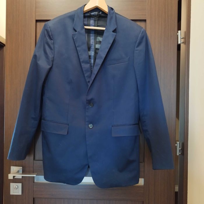 Sprzedam przepiękną marynarkę dobrej firmy BURBERRY