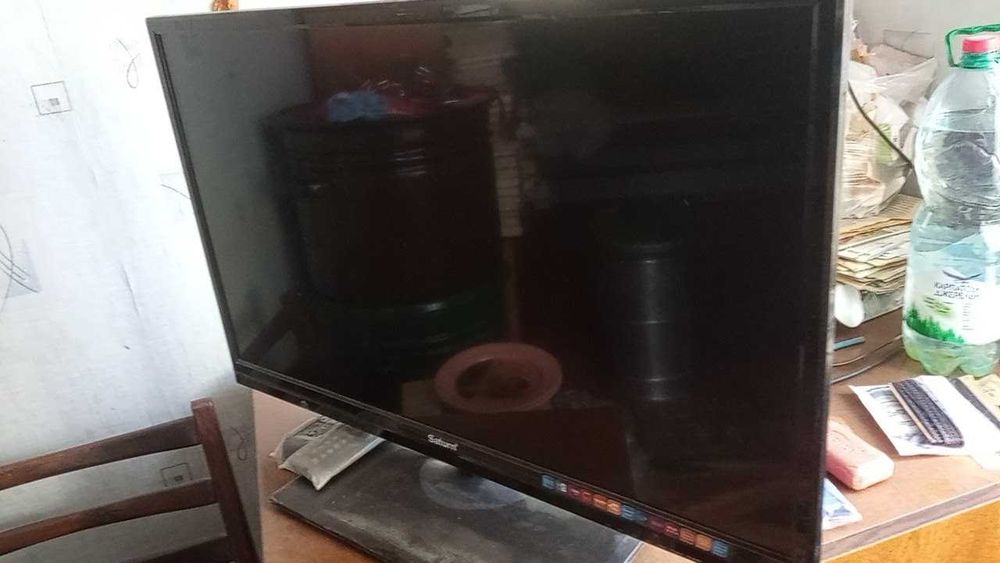 Saturn TV LED292 майже новий робочий телевізор + Т2 приставка + антена