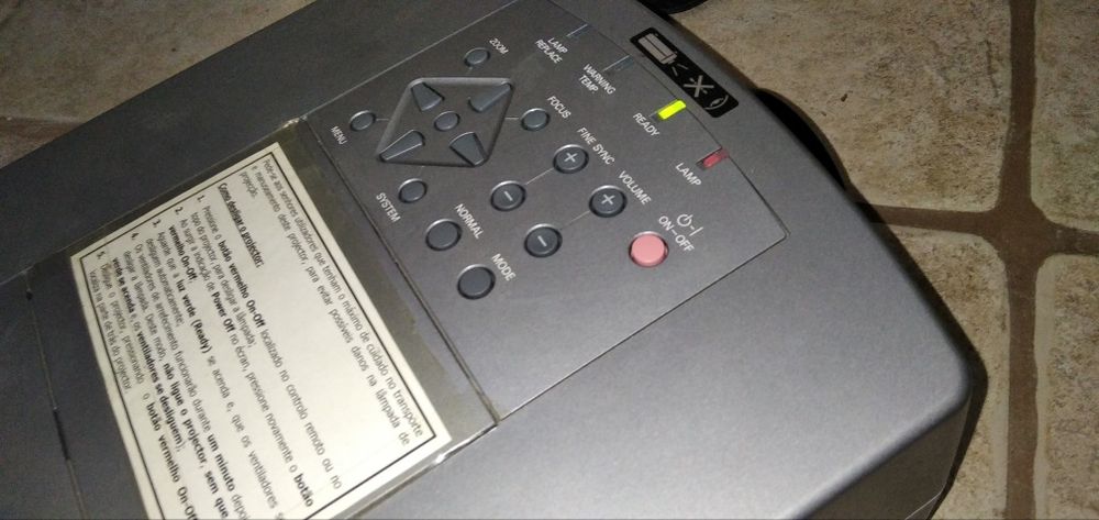 Projetor de slides antigo