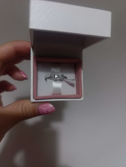 Anel Prateado Laço Novo