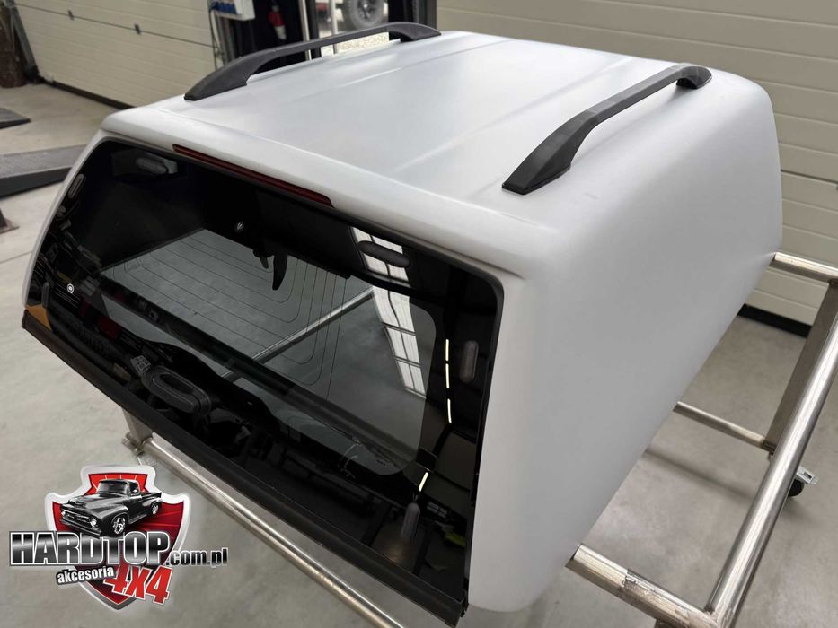 Zabudowa paki Hardtop Toyota Hilux 2015+ Revo Boki Pełne