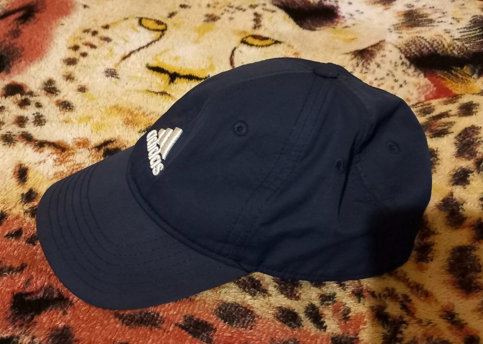 Кепка Adidas size M.