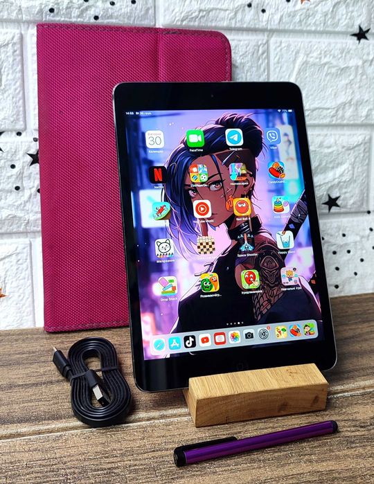 Планшет Apple iPad Mini