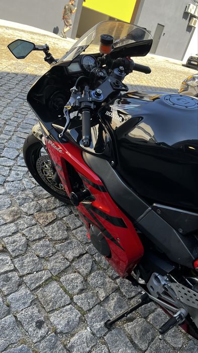Honda CBR 900 (954) RR Fireblede