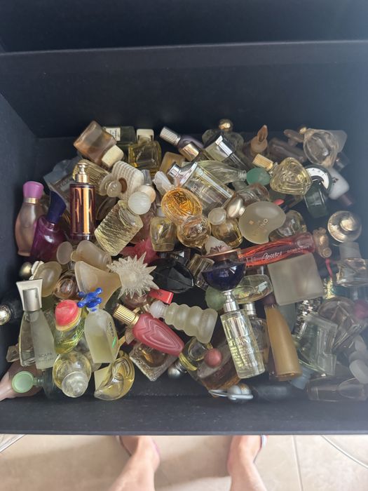 Coleçao de perfumes miniatura