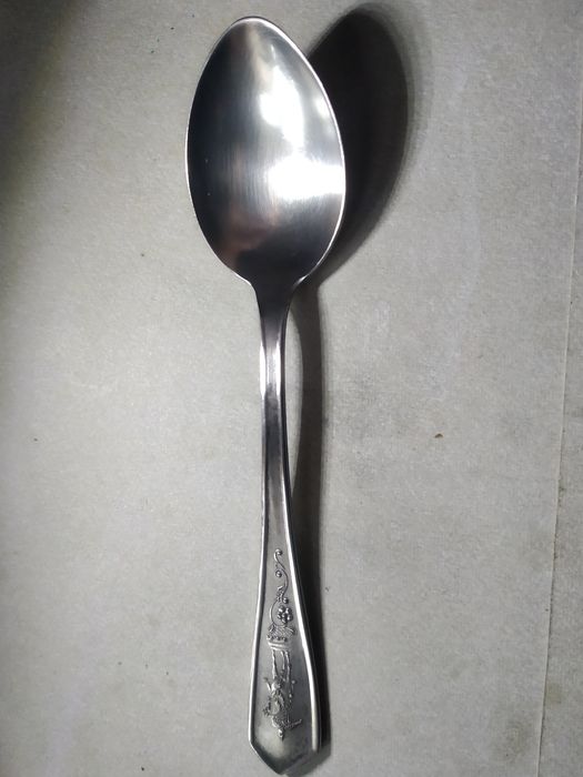 Ложечки чайные мельхиоровые.